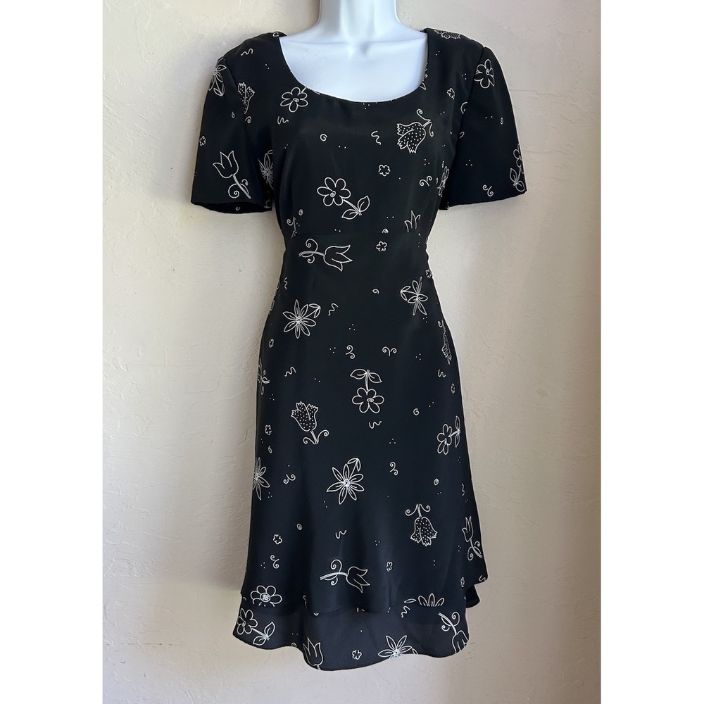 Vintage 90s Maggy London Dress 6 Grunge Floral Skater Cottagecore Retro Mod